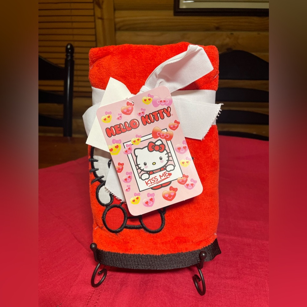 Hello Kitty Hand Towel Set - Picture 3 of 3